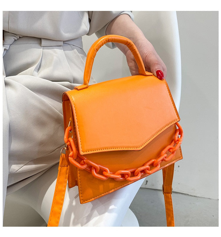 Anna Handbag | De musthave voor aankomend seizoen in de kleur Oranje voor dames in stijl geschikt voor alle seizoenen.