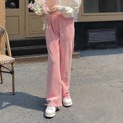 Bernadette | Corduroy broek met wijdere pijpen in de kleur Roze voor dames in stijl ideaal voor de herfst.