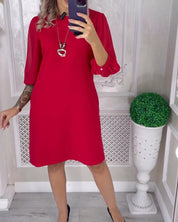 Boanna | Effen eenvoudige elegante jurk in de kleur Rood voor dames in stijl ideaal voor de herfst.