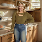 Carrie | Elegant blouse in de kleur Groen voor dames in stijl geschikt voor alle seizoenen.