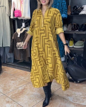 Casual jurk met geometrisch en bedrukt in de kleur Geel voor dames in stijl ideaal voor de herfst.