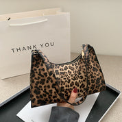 Celine Bag | Fashionable handtas voor dames in de kleur Roze voor dames in stijl geschikt voor alle seizoenen.