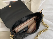 Charice Designer Handtas | Trendy & Chique in de kleur Groen voor dames in stijl geschikt voor alle seizoenen.