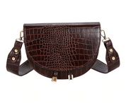 Chelsey Crossbody Tas | Een stoere tas met krokodillenprint in de kleur Chocolade voor dames in stijl geschikt voor alle seizoenen.