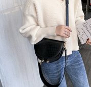 Chelsey Crossbody Tas | Een stoere tas met krokodillenprint in de kleur Zwart voor dames in stijl geschikt voor alle seizoenen.