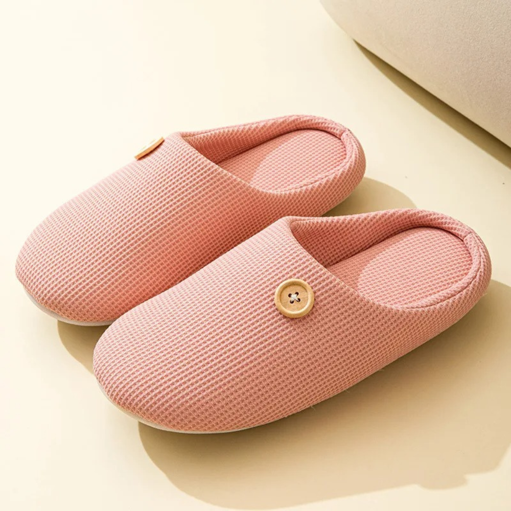 Comfortabele traagschuim slippers in de kleur Roze voor dames in Beach stijl geschikt voor alle seizoenen.