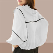 Danya | Luchtige zomer hoodie jas in de kleur Wit voor dames in Lounge stijl ideaal voor de lente.