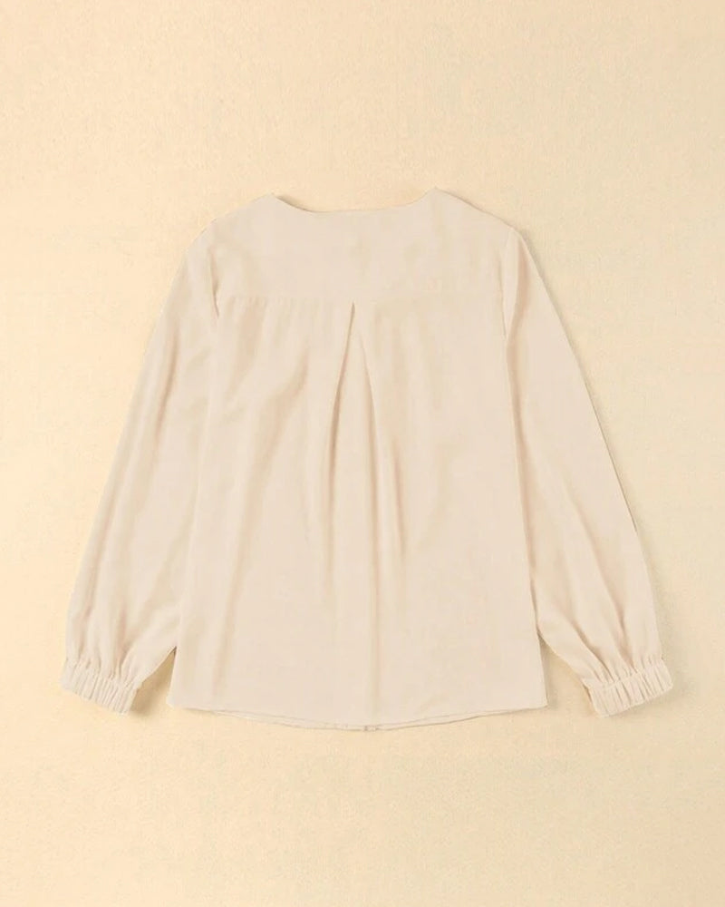 Effen kleur elegant geplooid overhemd in de kleur Beige voor dames in stijl ideaal voor de herfst.