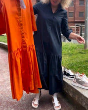 Effen kleuren casual jurk met lange mouwen in de kleur Marineblauw voor dames in stijl ideaal voor de herfst.