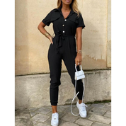 Elin | Jumpsuit met ceintuur en korte mouw in de kleur Zwart voor dames in Party stijl ideaal voor de zomer.