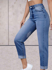 Eline | Stijlvolle hoge taille jeans in de kleur Donkerblauw voor dames in stijl ideaal voor de lente.