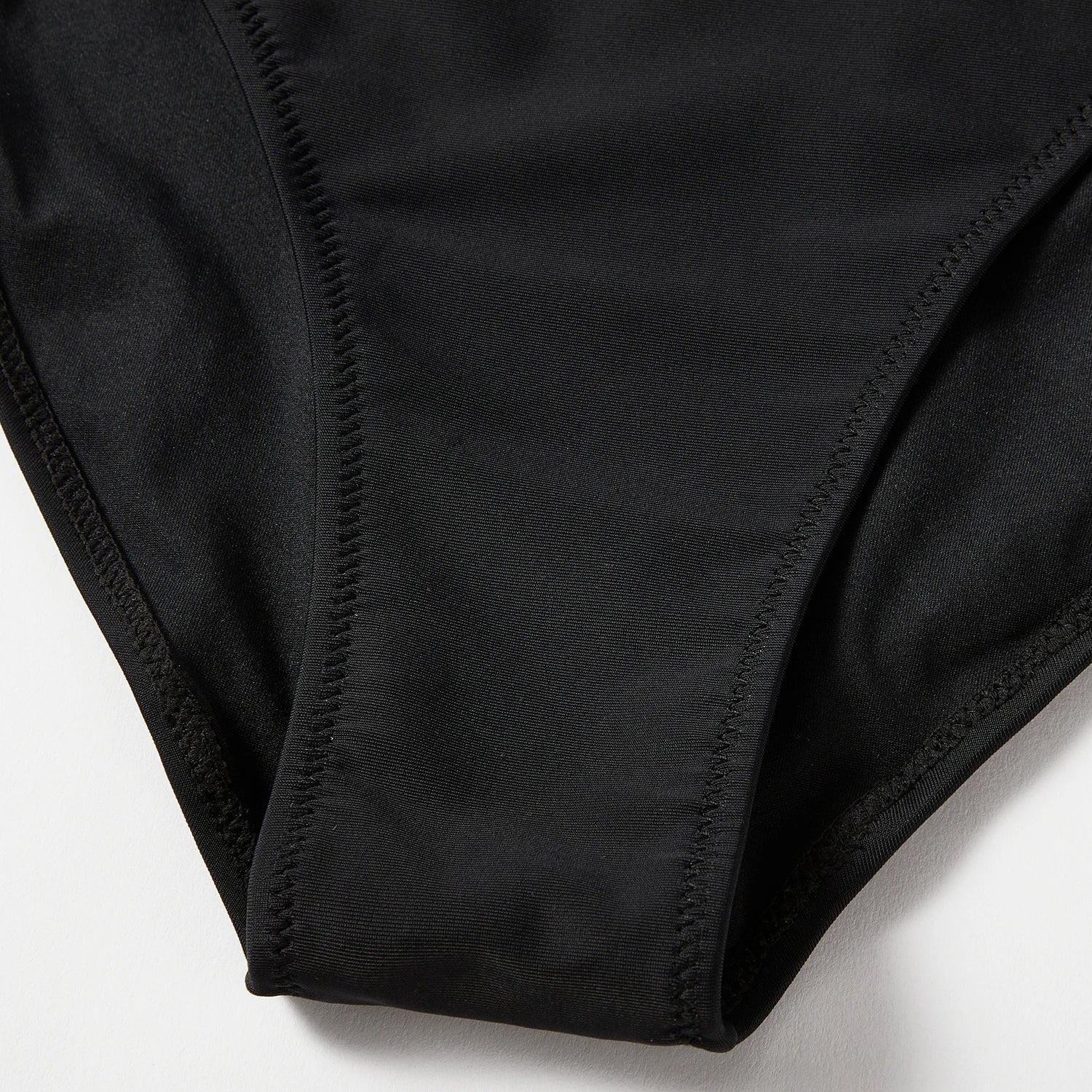 Elsje | Trendy & sexy off-shoulder bikini in de kleur Rood voor dames in Beach stijl ideaal voor de zomer.