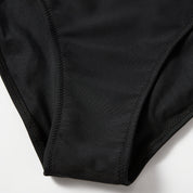 Elsje | Trendy & sexy off-shoulder bikini in de kleur Rood voor dames in Beach stijl ideaal voor de zomer.