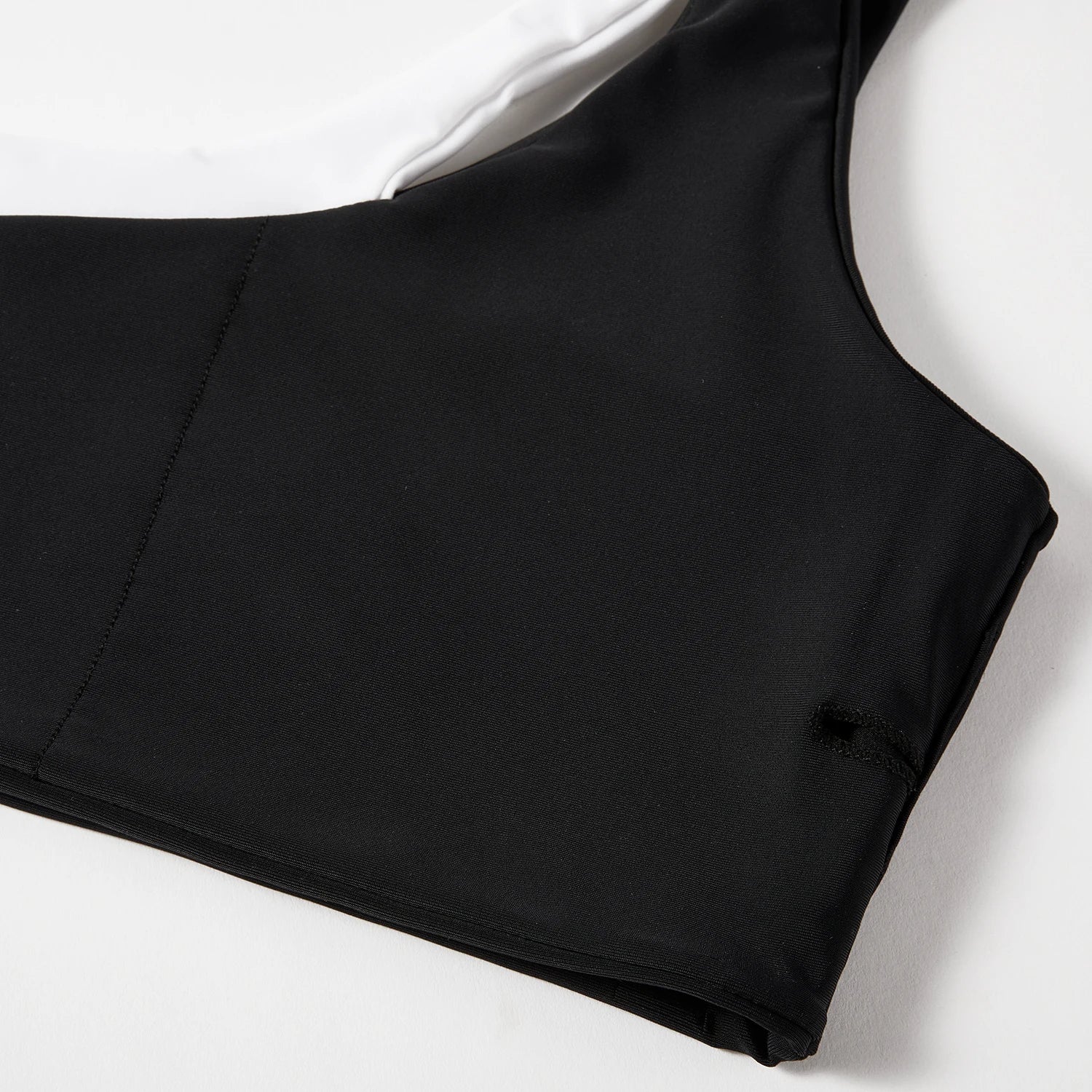 Elsje | Trendy & sexy off-shoulder bikini in de kleur Rood voor dames in Beach stijl ideaal voor de zomer.