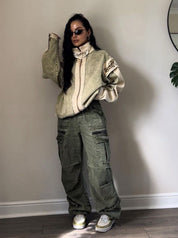 Esmée | Cargo Jeans met Trekkoord in de kleur Groen voor dames in Outdoor stijl ideaal voor de herfst.