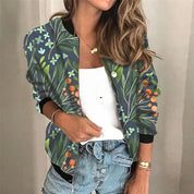 Stijlvolle bedrukte ritsjas voor een fashionable uitstraling. Gemaakt van comfortabele stof met een trendy design en handige ritssluiting.