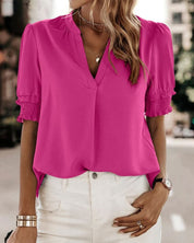 Elegante Kortemouwentop met V-hals - Stijlvol en Comfortabel