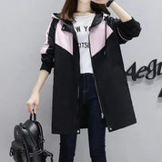 Femke | Trenchcoat voor lente en herfst in de kleur Roze voor dames in Heritage stijl ideaal voor de herfst.