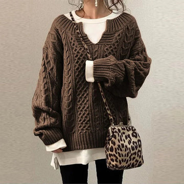 FEMM | Casual gebreide damestrui in de kleur Bruin voor dames in Casual stijl ideaal voor de herfst.