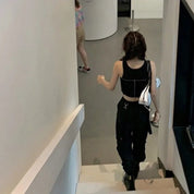 Fenna | Cargo broek voor dames in de kleur Zwart voor dames in Outdoor stijl ideaal voor de lente.