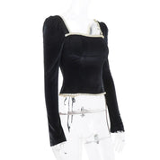 Ferda | Fluwelen top met vierkante halslijn in de kleur Zwart voor in stijl ideaal voor de herfst.