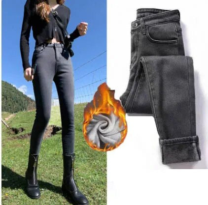 Fieke | Warm gevoerde damesjeans in de kleur Grijs voor dames in stijl geschikt voor alle seizoenen.