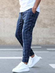 Frederick | Stijlvolle blokjes broek in de kleur Lichtgrijs voor heren in stijl geschikt voor alle seizoenen.