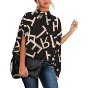 Genoveva | Blouse met abstracte prints in de kleur Zwart voor in stijl ideaal voor de lente.