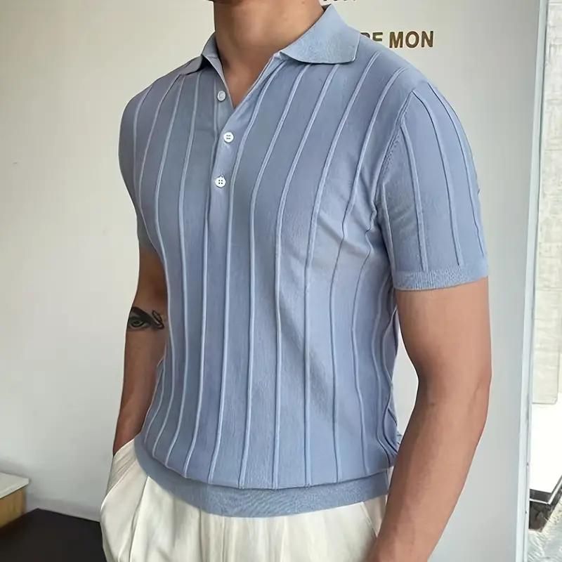 Gestreepte Polo in de kleur Lichtblauw voor heren in Casual stijl geschikt voor alle seizoenen.