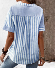 Gestreepte V-hals Blouse met korte mouwen in de kleur Roze voor dames in Formal stijl ideaal voor de herfst.