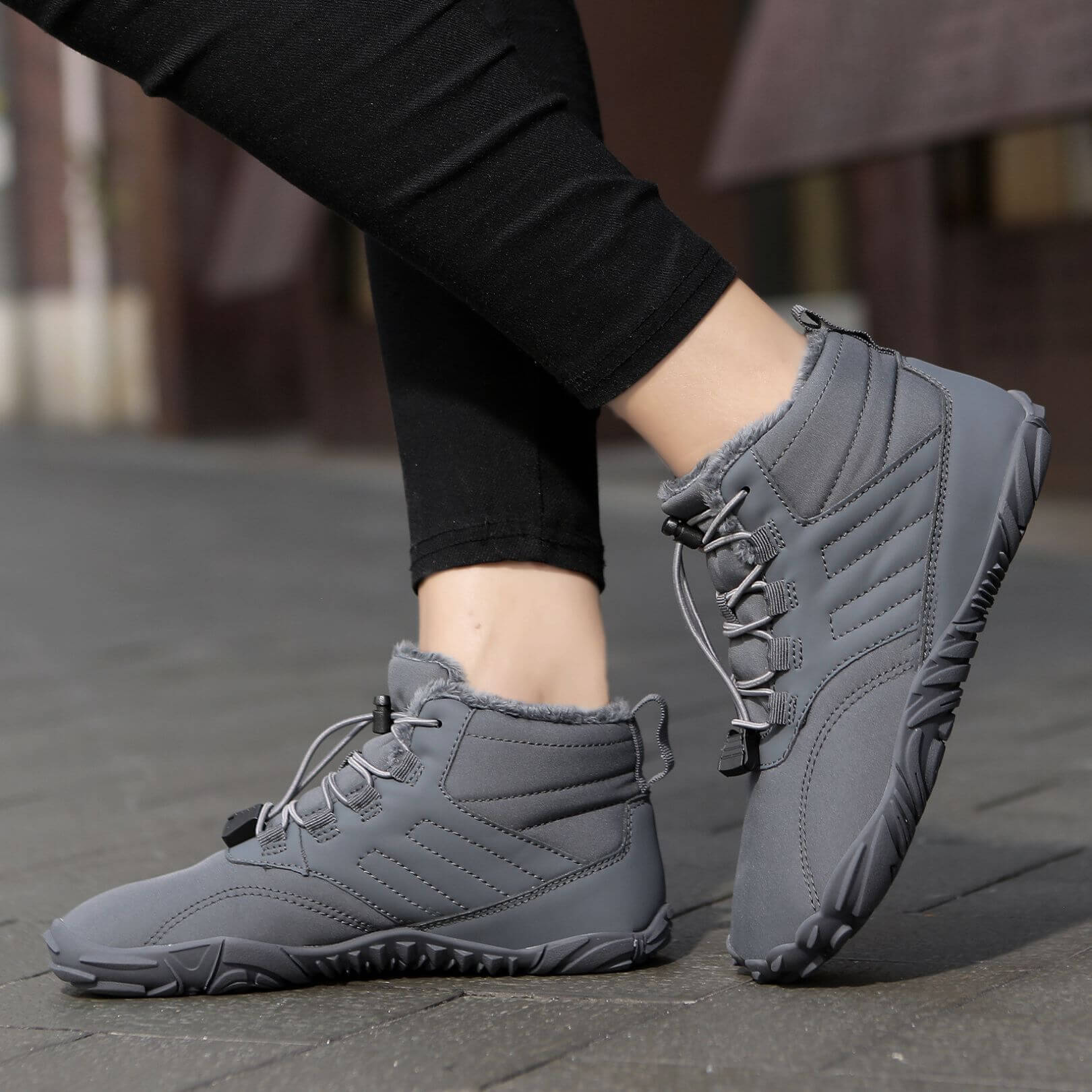 Gezonde, warme en waterbestendige blotevoetschoenen in de kleur Grijs voor heren in stijl ideaal voor de herfst.