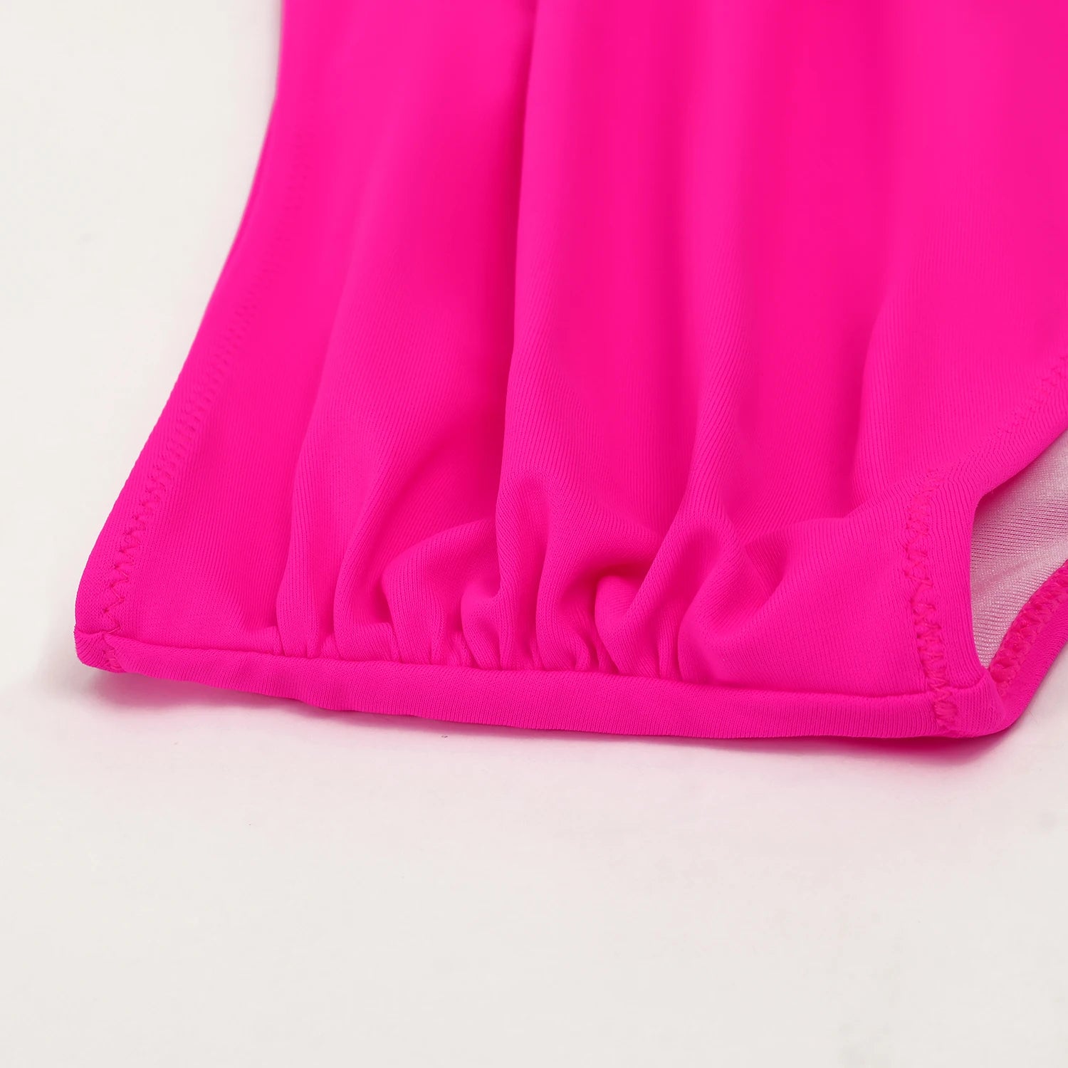 Hannie | Gewatteerde & stijlvolle bikini in de kleur Fuchsia voor dames in Beach stijl ideaal voor de zomer.