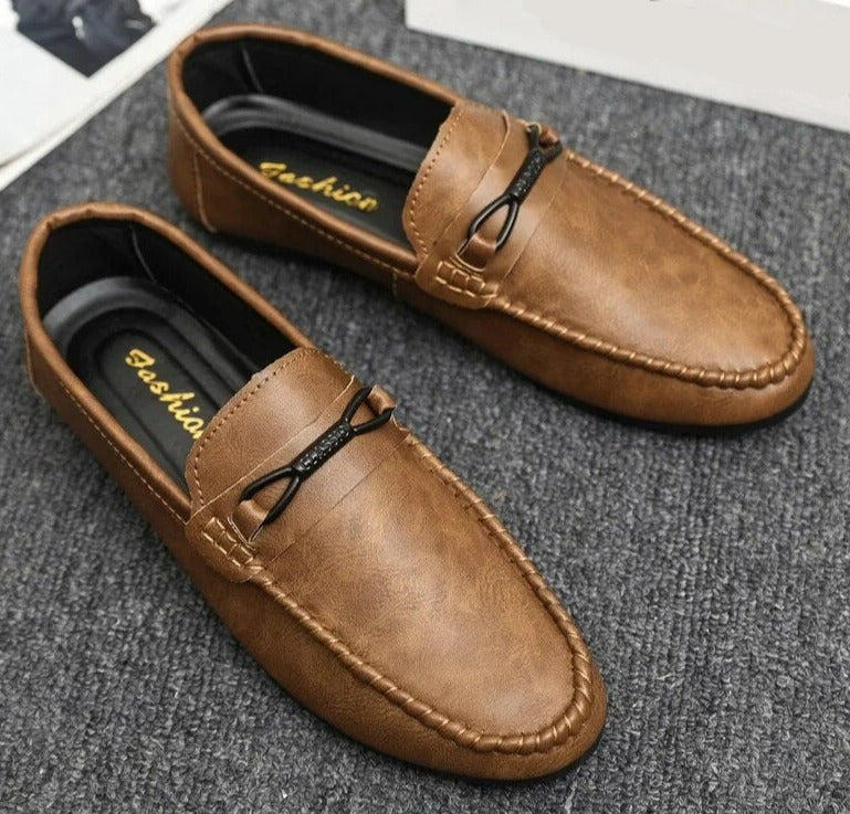 Henrick | Stijlvolle heren loafers in de kleur Bruin voor heren in Formal stijl ideaal voor de herfst.