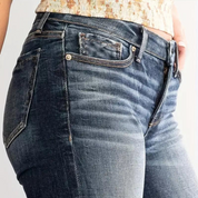 Hilary | Stijlvolle Flared Broek in de kleur Babyblauw voor dames in stijl ideaal voor de herfst.