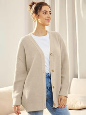 Ilse Jacobsen | Lichte cardigan met V-hals en knoopjes in de kleur Beige voor dames in stijl ideaal voor de winter