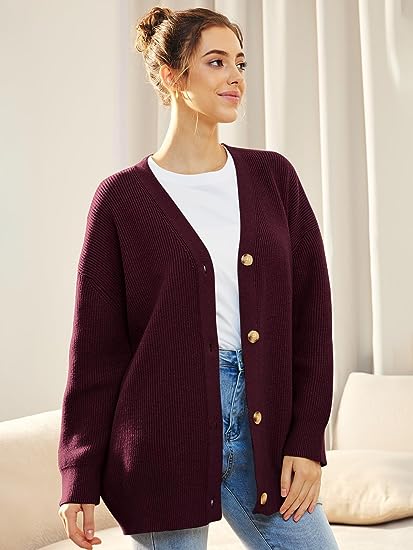Ilse Jacobsen | Lichte cardigan met V-hals en knoopjes in de kleur Bordeaux voor dames in stijl ideaal voor de winter