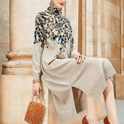 Isa | Comfortabele coljurk met bladpatroon in de kleur Beige voor dames in stijl ideaal voor de herfst.