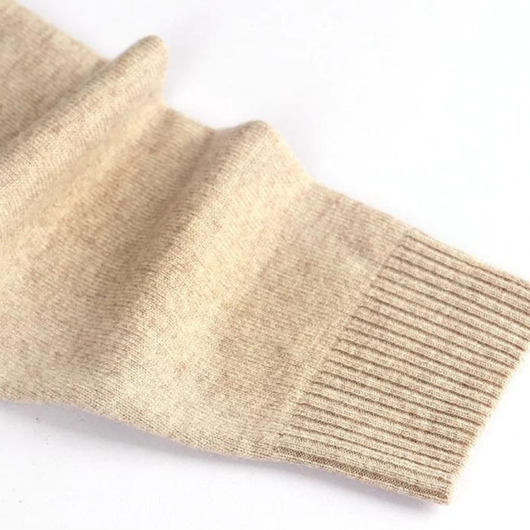 Isa | Comfortabele coljurk met bladpatroon in de kleur Beige voor dames in stijl ideaal voor de herfst.