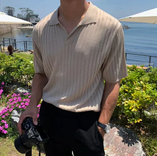 James | Ribgebreid katoenen poloshirt in de kleur Beige voor heren in Smart-casual stijl ideaal voor de herfst.