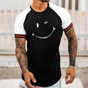 Stijlvolle heren T-shirt met opvallend logo design, gemaakt van hoogwaardige materialen voor ultiem comfort en kwaliteit. De prachtige pasvorm voegt een trendy uitstraling toe aan je dagelijkse outfits.