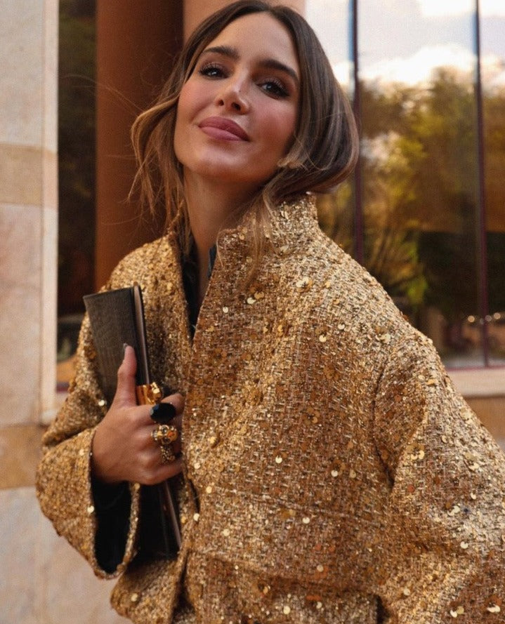 Janine | Jas met gouden glitters voor vrouwen in de kleur Goud voor dames in Party stijl ideaal voor de herfst.
