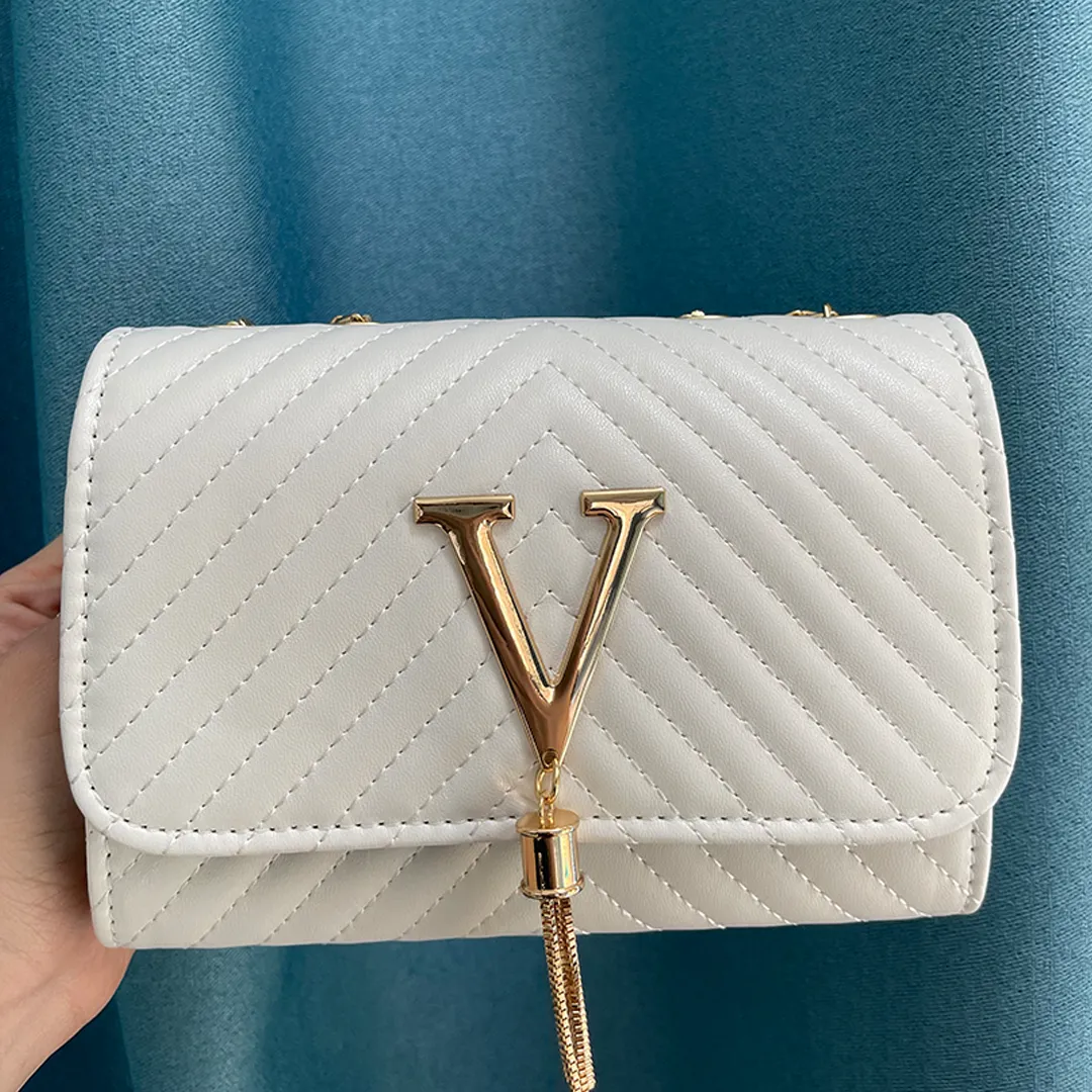 Jannete Luxe Handtas | Elegant & stijlvol in de kleur Wit voor dames in stijl geschikt voor alle seizoenen.