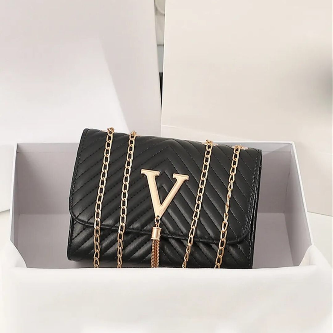 Jannete Luxe Handtas | Elegant & stijlvol in de kleur Zwart voor dames in stijl geschikt voor alle seizoenen.