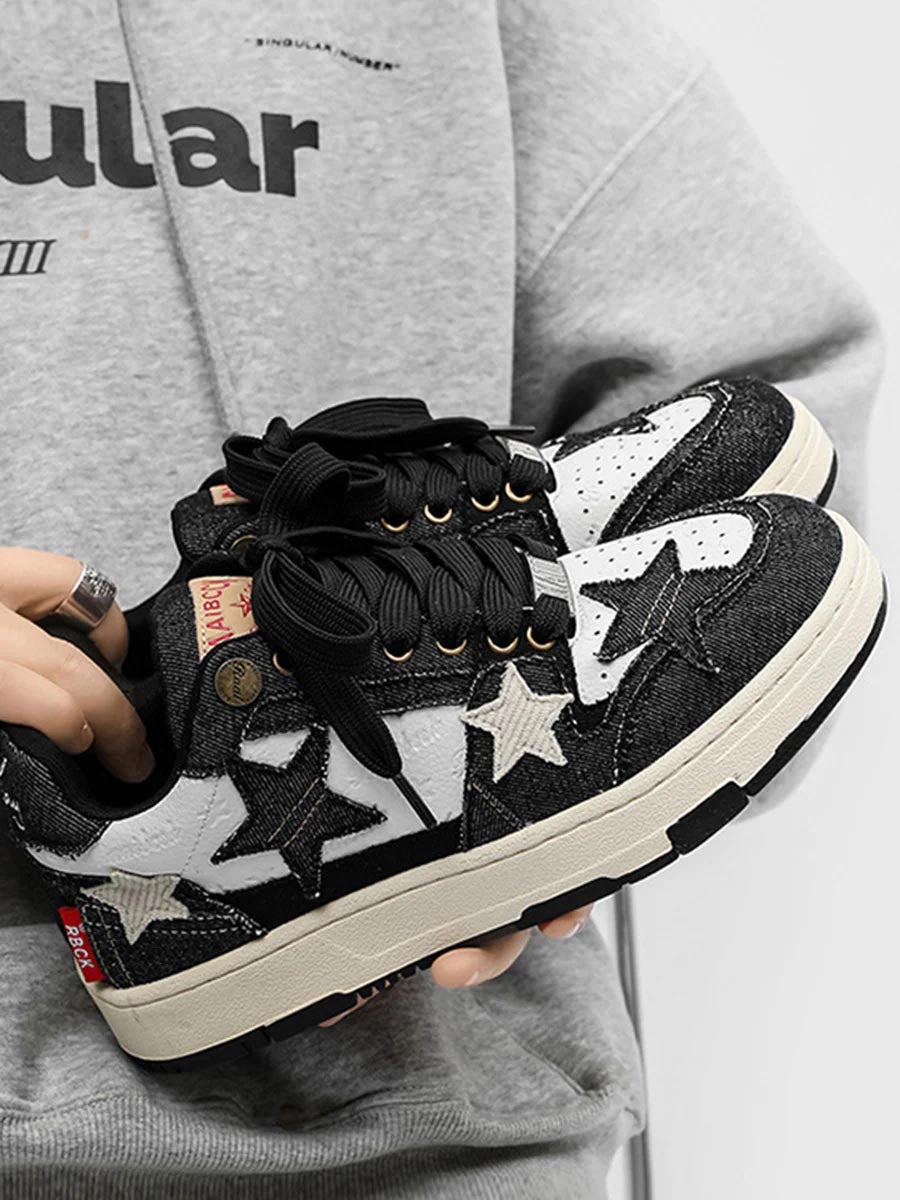 Jeoffrey | Retro stijl casual schoenen in de kleur Zwart voor heren in stijl geschikt voor alle seizoenen.