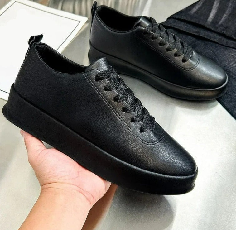 Jerry | Lente lederen sneakers voor heren in de kleur Zwart voor heren in stijl ideaal voor de herfst.