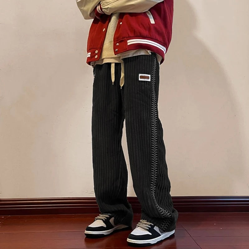 John | Corduroy Comfort Joggingbroek voor heren in de kleur Zwart voor heren in Lounge stijl geschikt voor alle seizoenen.