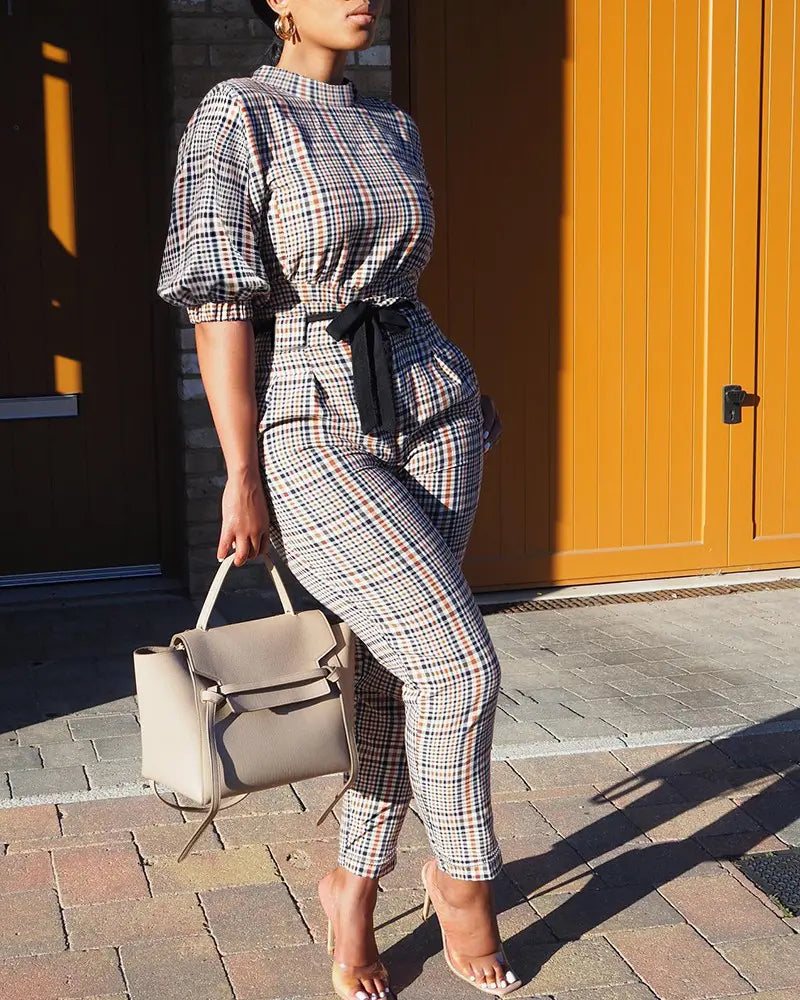 Jumpsuit met denim look print en strikdetail in de kleur Khaki voor dames in Heritage stijl geschikt voor alle seizoenen.