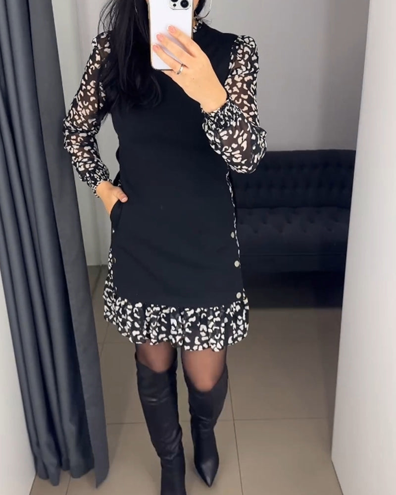 Jurk met patchworkzak en print in de kleur Zwart voor dames in stijl ideaal voor de herfst.