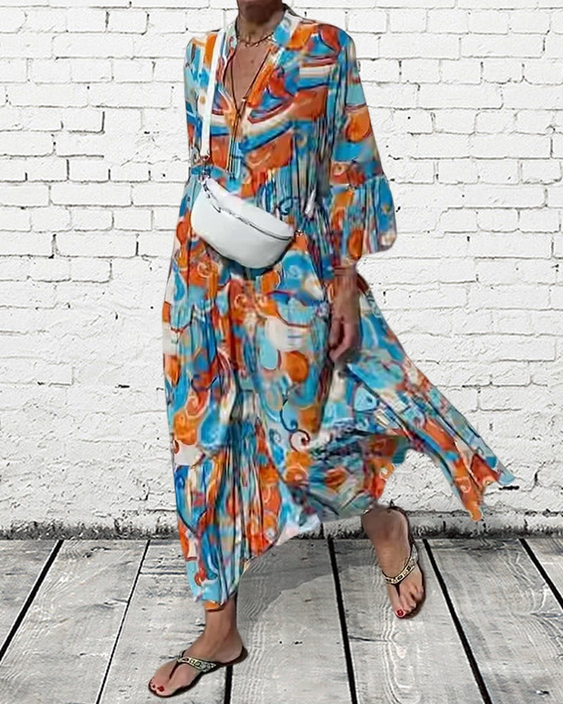 Jurk met vlotte print en V-hals in de kleur Blauw voor dames in stijl ideaal voor de lente.