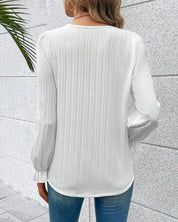 Kanten blouse met patchwork en V-hals in de kleur Wit voor dames in stijl ideaal voor de herfst.